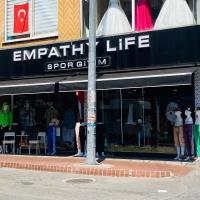 EMPATHY LİFE BAY BAYAN GİYİM MAĞAZASI